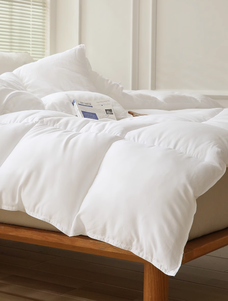 Hotel High-end White Feather Silk Quilt